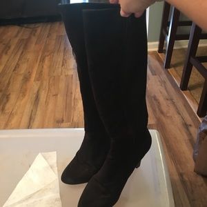 Size 9 black boots